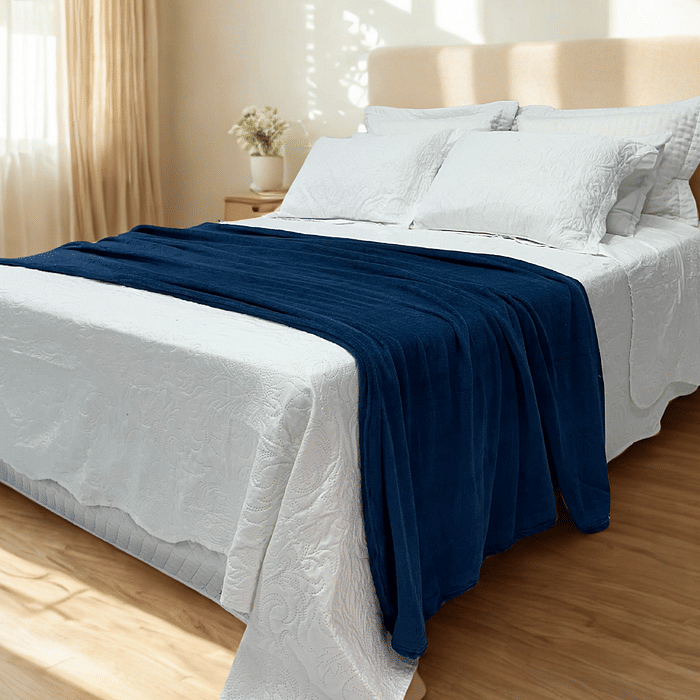 Manta Plush Solteiro Lisa 150x200 Azul Marinho