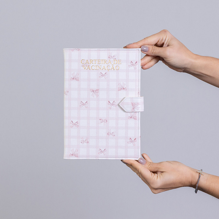 Carteira de Vacina Kami Estampa Laço e Xadrez