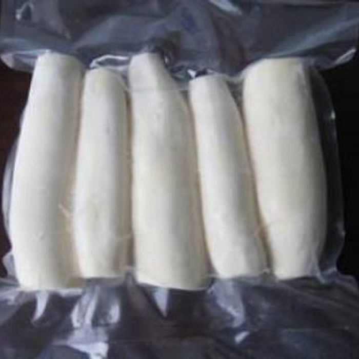 Mandioca Descascada ± 500 g