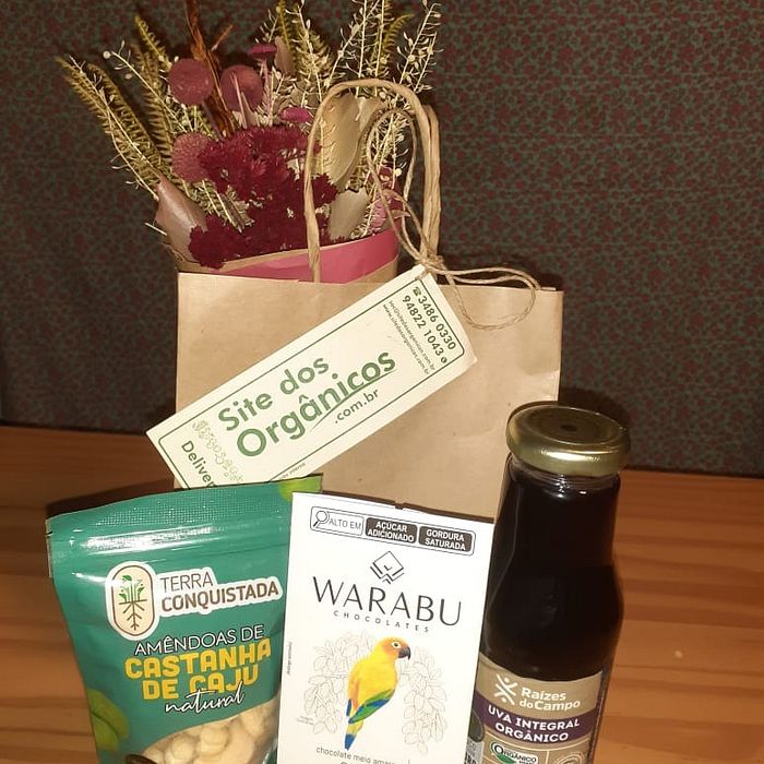 0. SACOLINHA DE PRESENTE - encomende ou monte a sua com mais itens