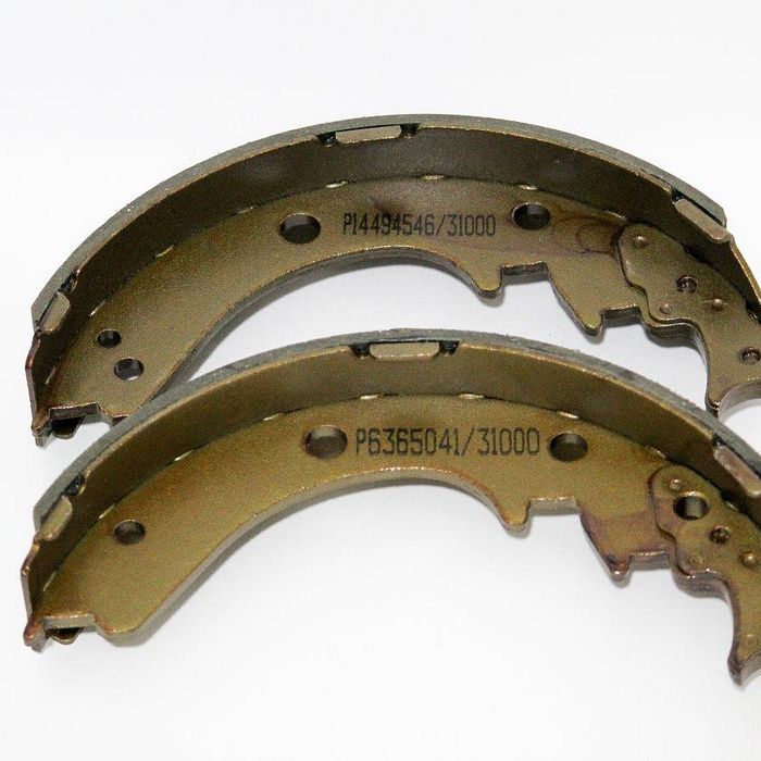 CK21110783010 SAPATA FREIO FB25 (JG C/2)