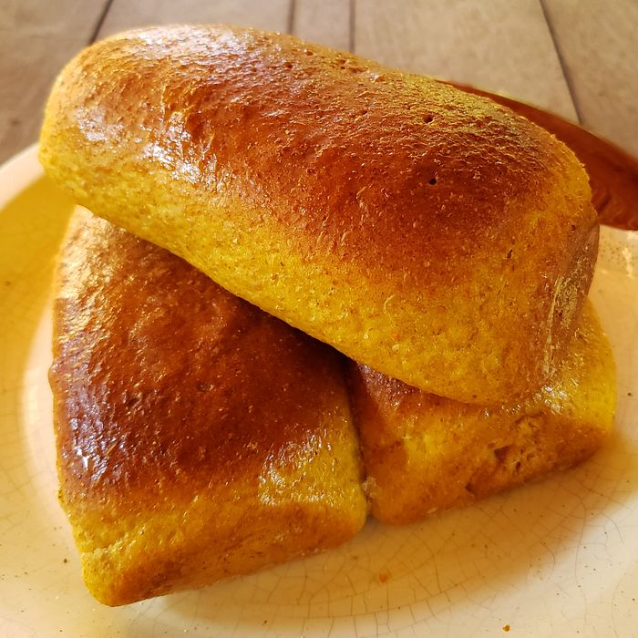 Pão Integral Fermentação Natural Longa Açafrão da Terra peq (100g)