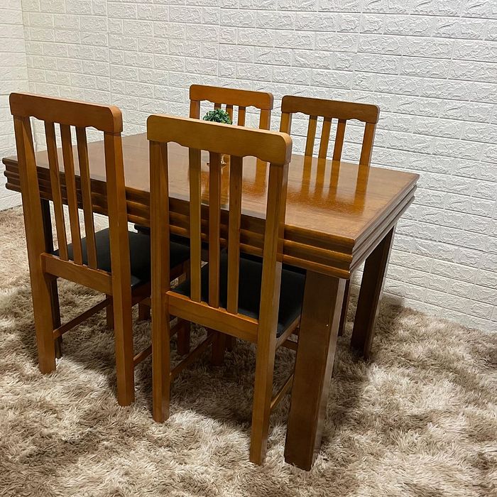 Conjunto Fixo Colonial Mesa 120x80 com 4 Cadeiras