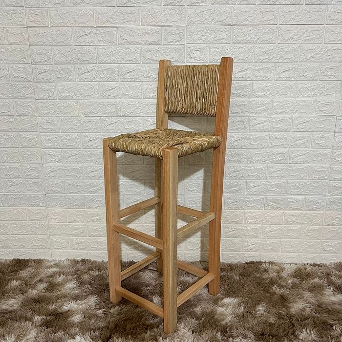 Banqueta Com Assento e Encosto de Palha