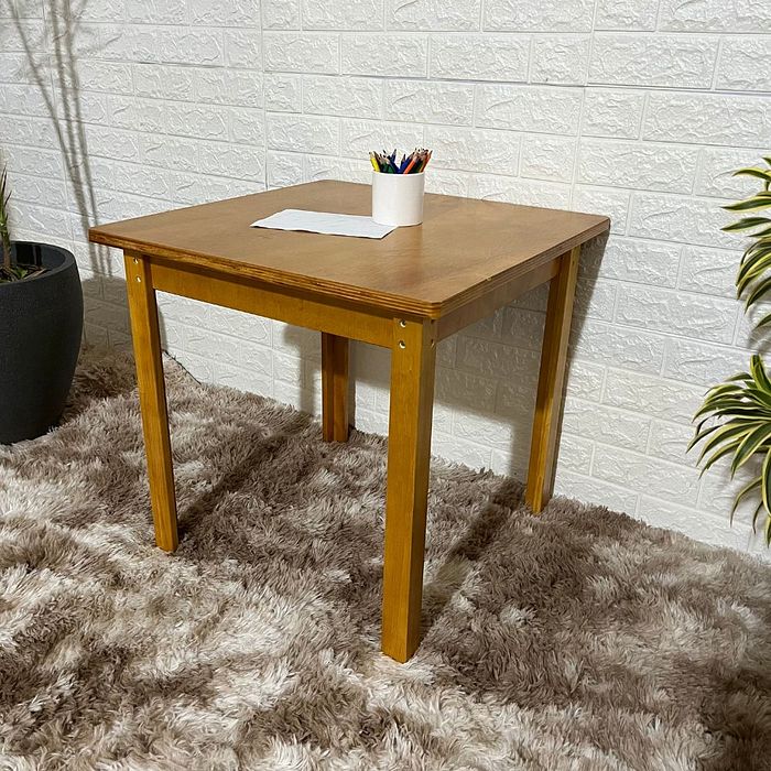 Mesa Infantil de Madeira
