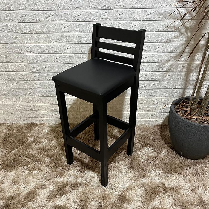 Banqueta Fixa Estofada Premium