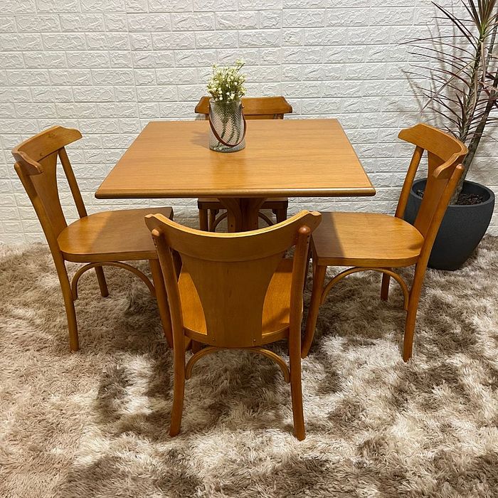 Mesa X 80x80 Com 4 Cadeiras Italia de Madeira Maciça Mel Tauari