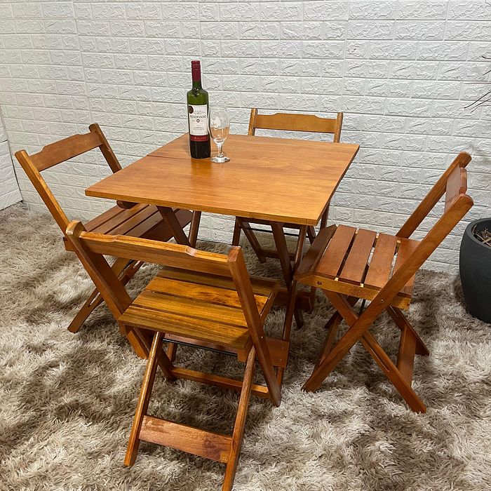 Conjunto Dobrável de Madeira Maciça Mesa 70x70 com 4 Cadeiras