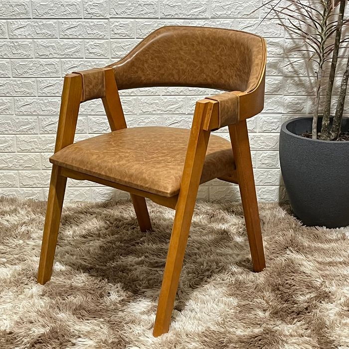 Cadeira Noroega de Madeira