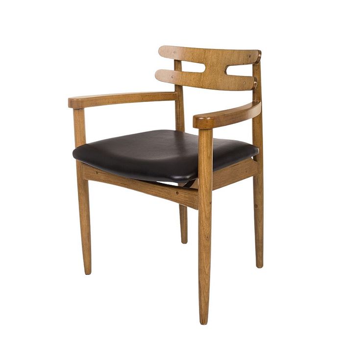 Cadeira HW com Braçode Madeira Maciça Tauari