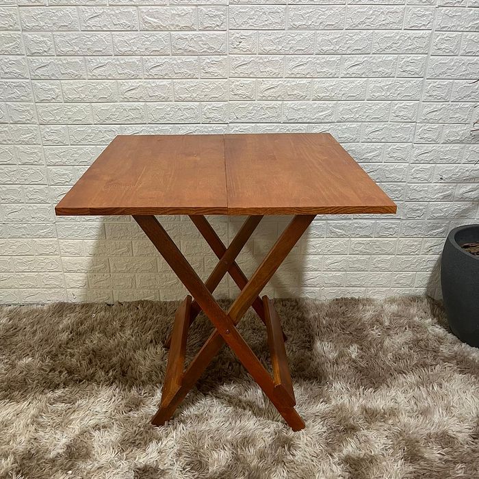 Mesa Dobrável 70x70 de Madeira Maciça