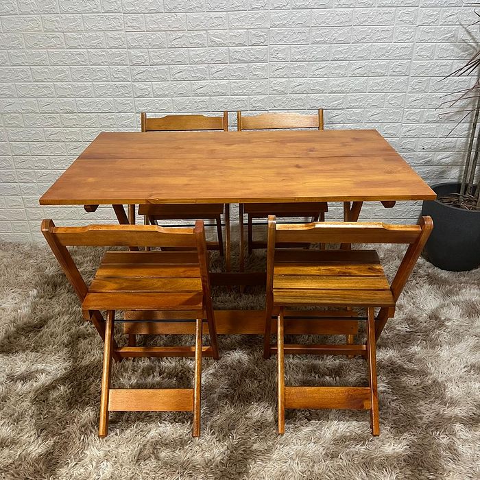 Conjunto Dobrável 120x70 Mesa com 4 Cadeiras Luiz