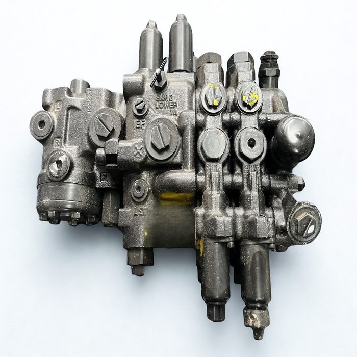 5820324-74 – COMANDO ELETRÔNICO 3 VIAS + ORBITROL PARA EMPILHADEIRAS HYSTER FT / YALE VX