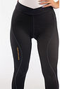 A Calça de Ciclismo Feminina Performance Free Force foi desenvolvida pensando em velocidade e alto rendimento, peças produzidas com tecido carbon e forro Invert Air Gel com sua alta tecnologia em conforto, proporcina até 10h de pedal confortável. 