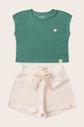 Conjunto Menina Blusa Manga Japonesa Verde Folha e Shorts Off Natural Conjunto Menina Blusa Manga Japonesa Verde Folha e Shorts Off Natural