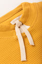Combo 2 Blusas - Hoodie Com Capuz Bege Kraft  + Blusa Moletom Texturizado Amarelo Âmbar Combo 2 Blusas - Hoodie Com Capuz Bege Kraft  + Blusa Moletom Texturizado Amarelo Âmbar