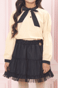 Conjunto blusa de tricoline e saia de tule Conjunto blusa de tricoline e saia de tule
