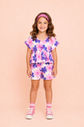 Conjunto blusa e short em estampa floral Conjunto blusa e short em estampa floral