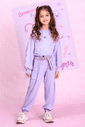 Conjunto blusa com capuz e calça de suede Conjunto blusa com capuz e calça de suede