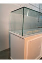 VITRINE EXPOSITORA PATISSERIE 1940 X 560 X 1270 (H) VEP (BRANCO) PE LUIS XV - VISOR 1880 X 400 X 400 (H)