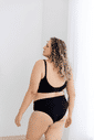 Calcinha Pós Parto Tanga Sem Costura Leve Compressão Plus Size - Preta Calcinha Pós Parto Tanga Sem Costura Leve Compressão Plus Size - Preta