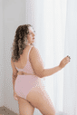 Calcinha Pós Parto Tanga Sem Costura Leve Compressão Plus Size - Rosa Blush Calcinha Pós Parto Tanga Sem Costura Leve Compressão Plus Size - Rosa Blush