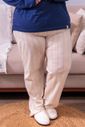 Pijama Longo Feminino Plus Size em Algodão com Detalhe Pompom