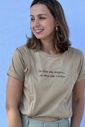 Camiseta - Os dias são longos (não possui abertura para amamentação) Camiseta - Os dias são longos (não possui abertura para amamentação)