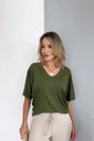 BLUSA GOLA V - VERDE MILITAR BLUSA GOLA V - VERDE MILITAR