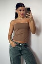 Top Tomara que Caia Brisa Cappuccino VIBE BIKINIS op Brisa Cappuccino VIBE BIKINIS estilo tomara que caia na cor marrom claro (cappuccino)