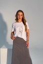 T-shirt Feminina Thamiriz Cor Branca Bordado de Strass T-shirt Feminina Thamiriz Cor Branca Bordado de Strass