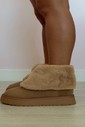 Bota Fluffy Lia Camel