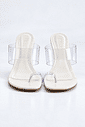 nic-tamanco-feminino-salto-acrilico-off-white Tamanco Feminino Nic Off White vista frontal do par