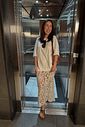 SARA - SANDÁLIA FEMININA RASTEIRA DEDO MARROM COM DOURADO SARA - SANDÁLIA FEMININA RASTEIRA DEDO MARROM COM DOURADO