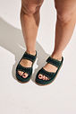 TAKA - PAPETE FLATFORM FEMININA CAMURÇA VERDE TAKA - PAPETE FLATFORM FEMININA CAMURÇA VERDE