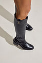 SABINE - BOTA FEMININA 2 EM 1 SALTO BAIXO CANO LONGO CADEADO PRETA SABINE - BOTA FEMININA 2 EM 1 SALTO BAIXO CANO LONGO CADEADO PRETA