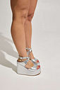 HAILEY - SANDÁLIA PLATAFORMA FEMININA TACHAS PRATA HAILEY - SANDÁLIA PLATAFORMA FEMININA TACHAS PRATA
