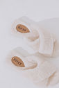 AYLA - RASTEIRA FEMININA PELOS OFF WHITE AYLA - RASTEIRA FEMININA PELOS OFF WHITE