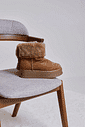 ANDY - BOTA FEMININA PELUCIADA CAMURÇA CAMEL ANDY - BOTA FEMININA PELUCIADA CAMURÇA CAMEL