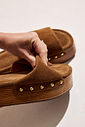 UBUD - TAMANCO FLATFORM FEMININO SALTO MADEIRA COURO CAMEL UBUD - TAMANCO FLATFORM FEMININO SALTO MADEIRA COURO CAMEL