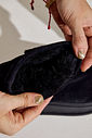 HIORI - BOTA FEMININA PELUCIADA COURO PRETA HIORI - BOTA FEMININA PELUCIADA COURO PRETA