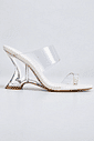 nic-tamanco-feminino-salto-acrilico-off-white Tamanco Feminino Nic Off White com vinil transparente vista lateral