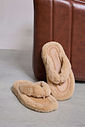 MAYA - CHINELO FLATFORM FEMININA PELOS BEGE MAYA - CHINELO FLATFORM FEMININA PELOS BEGE