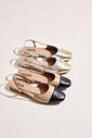MARIA PAULA - SLINGBACK FEMININO NUDE COM PRETO MARIA PAULA - SLINGBACK FEMININO NUDE COM PRETO