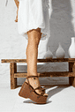 SANDÁLIA FEMININA PLATAFORMA TIRAS CAMEL - BINA SANDÁLIA FEMININA PLATAFORMA TIRAS CAMEL - BINA