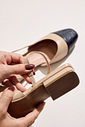 MARIA PAULA - SLINGBACK FEMININO NUDE COM PRETO MARIA PAULA - SLINGBACK FEMININO NUDE COM PRETO