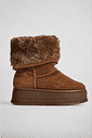 ANDY - BOTA FEMININA PELUCIADA CAMURÇA CAMEL ANDY - BOTA FEMININA PELUCIADA CAMURÇA CAMEL