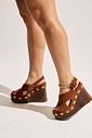 MAY - SANDÁLIA PLATAFORMA FEMININA NOBUCK CAMEL MAY - SANDÁLIA PLATAFORMA FEMININA NOBUCK CAMEL