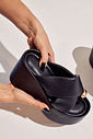 JULIA - TAMANCO FEMININO PLATAFORMA PRETO JULIA - TAMANCO FEMININO PLATAFORMA PRETO