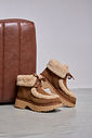 OZZY - BOTA FEMININA PELUCIADA CAMURÇA CAMEL OZZY - BOTA FEMININA PELUCIADA CAMURÇA CAMEL